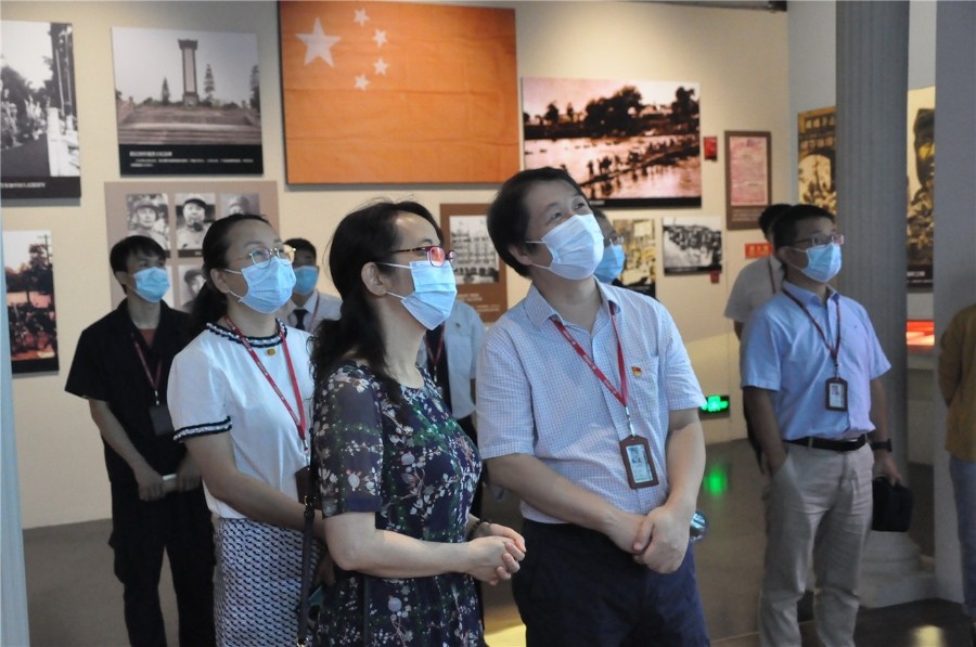 1644892865300 1644892865300