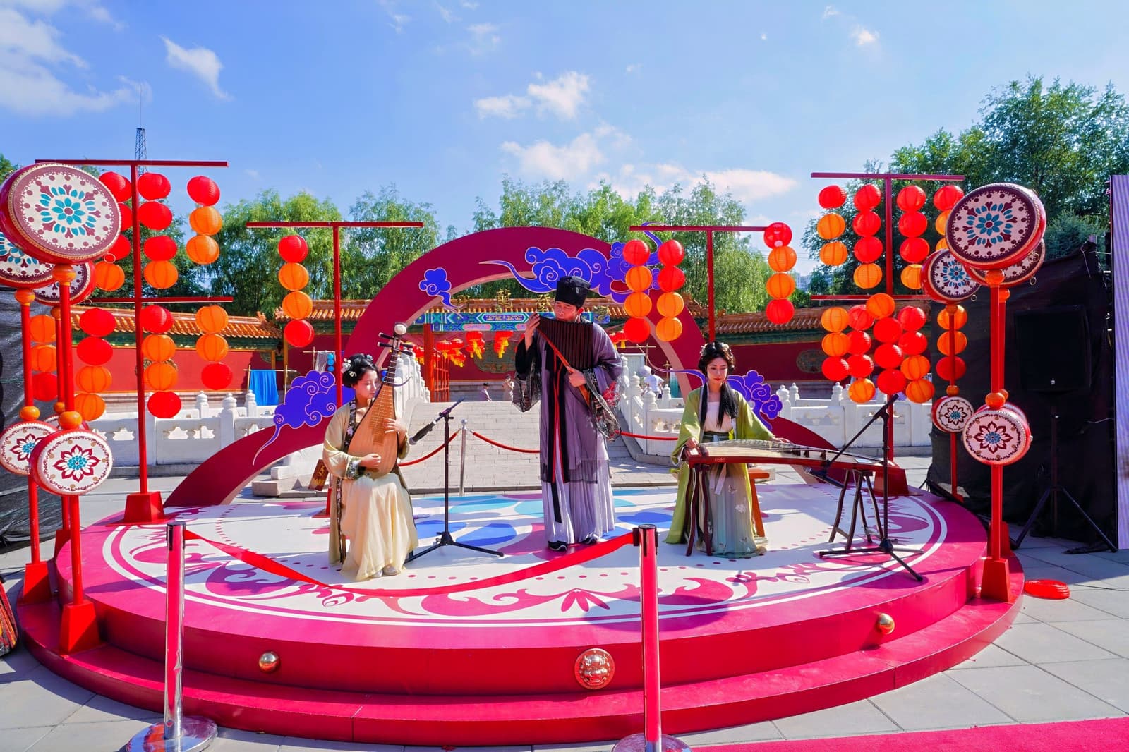 1753772641450 1753772641450